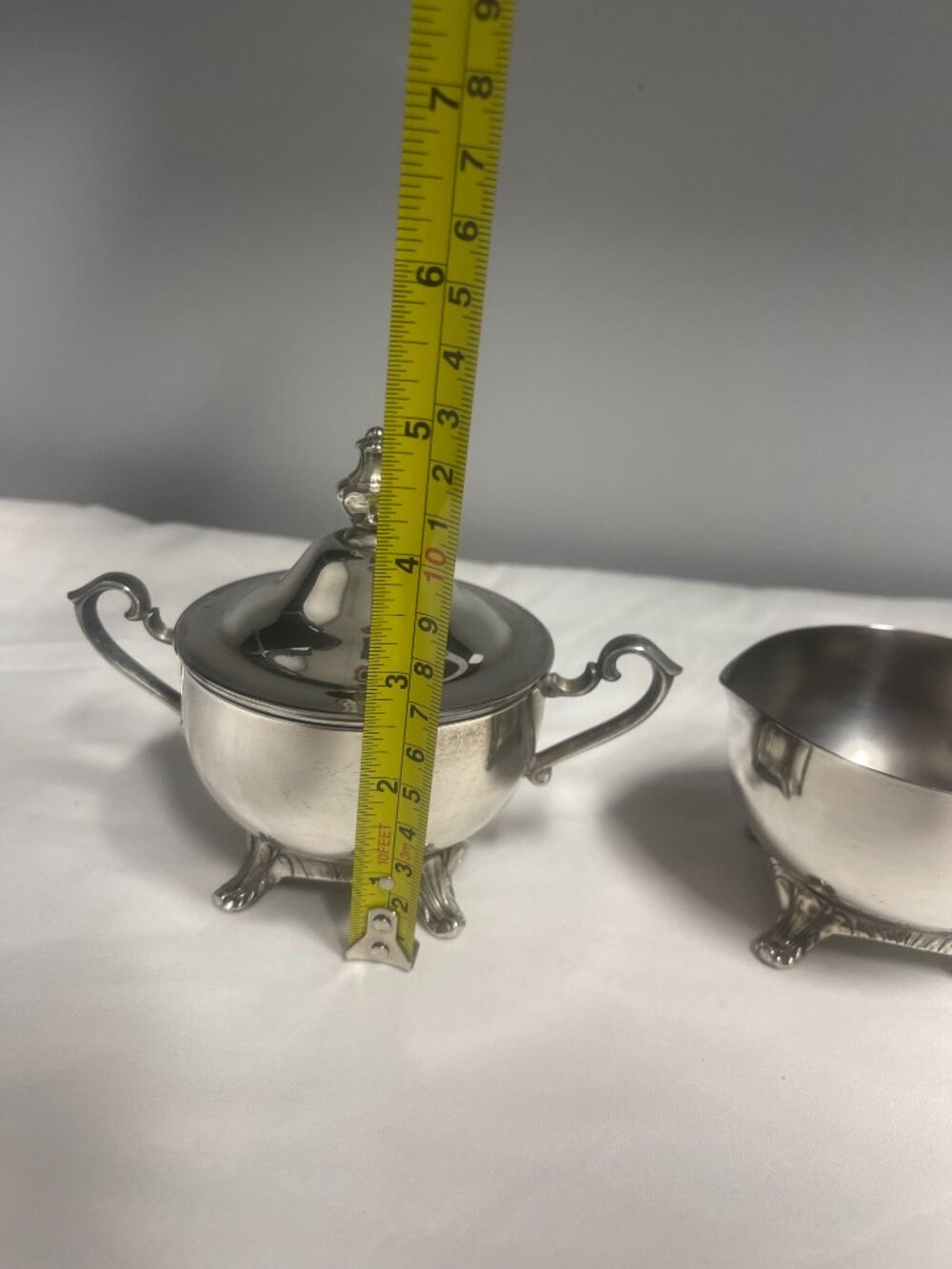 Wm Rogers Silverplate Creamer & Covered Sugar Bowl Set - Picture 11 of 11
